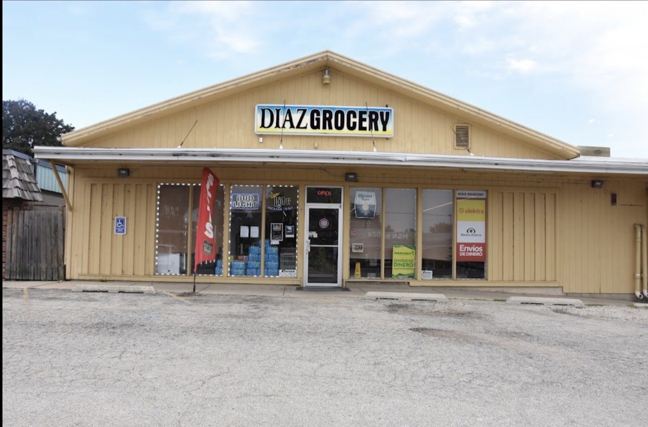 Outside Diaz Grocery in Mendota, IL